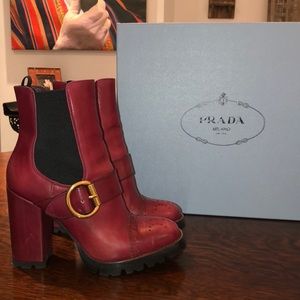Prada Amaranto boots/booties red leather